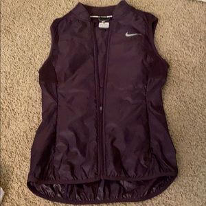 Nike vest